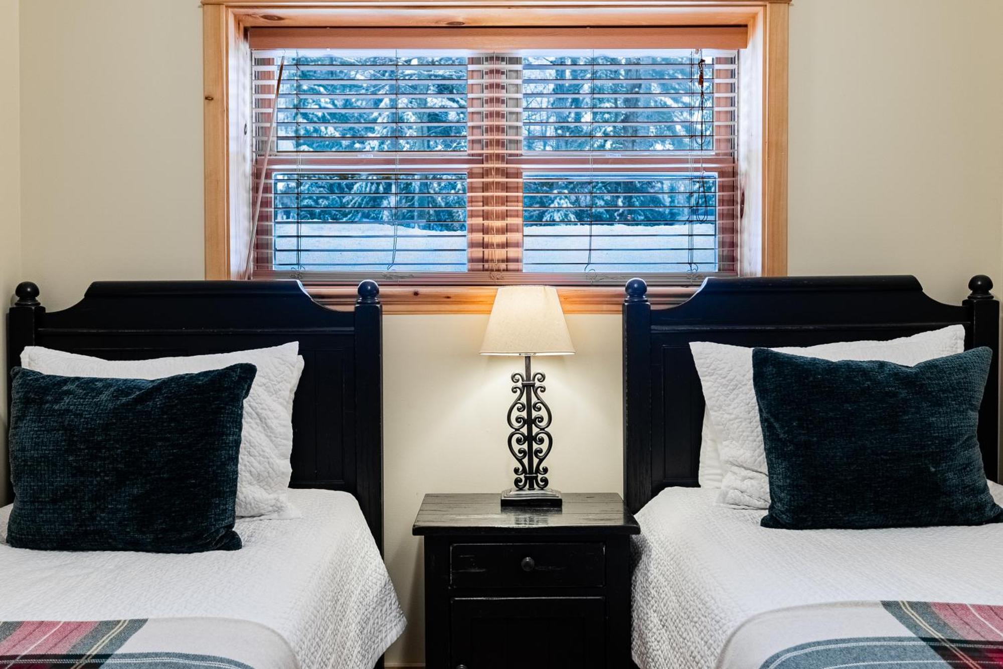 Fiddler Lake Resort Chalet 53 Cerf Mille-Isles 外观 照片