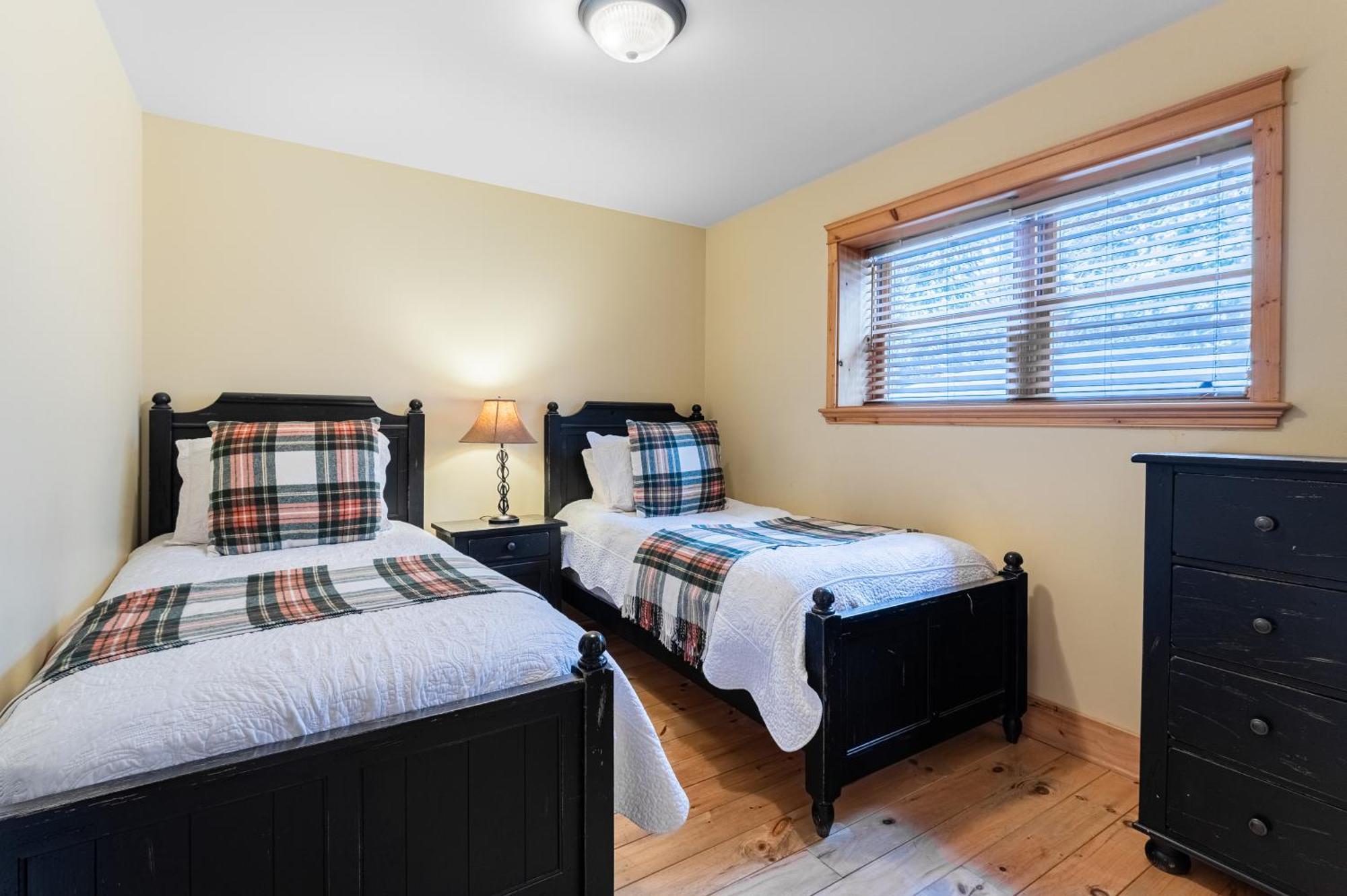 Fiddler Lake Resort Chalet 53 Cerf Mille-Isles 外观 照片